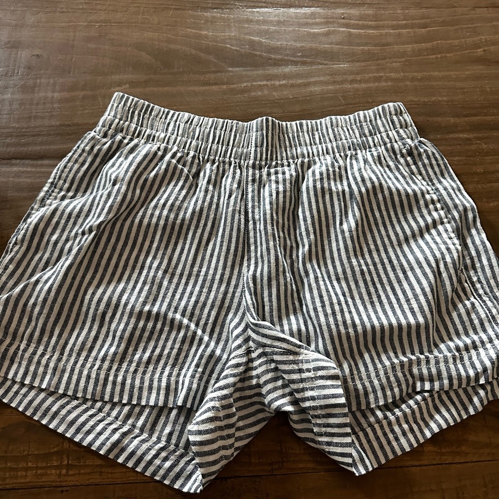 Old Navy Black and White Striped High Waist Shorts